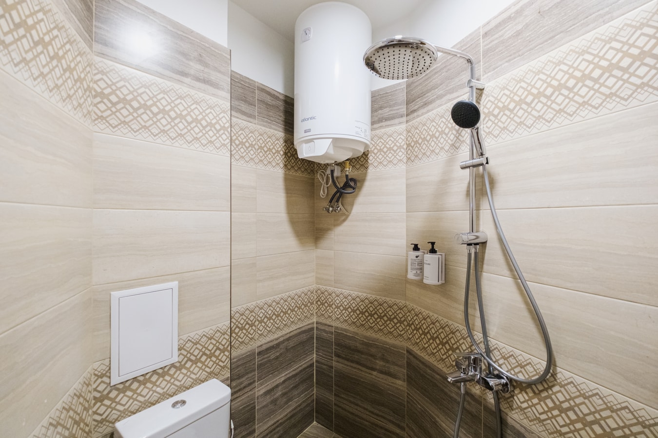 DEVET Boutique Apartments 1-Bedroom Apt.9 19 MT Homes Property Management