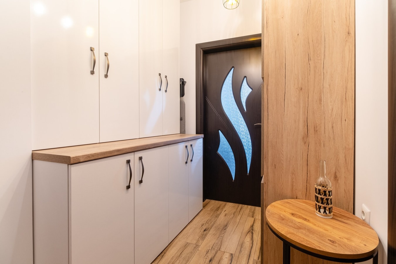 1-Bedroom apartment with Free parking 24 MT Homes Property Management