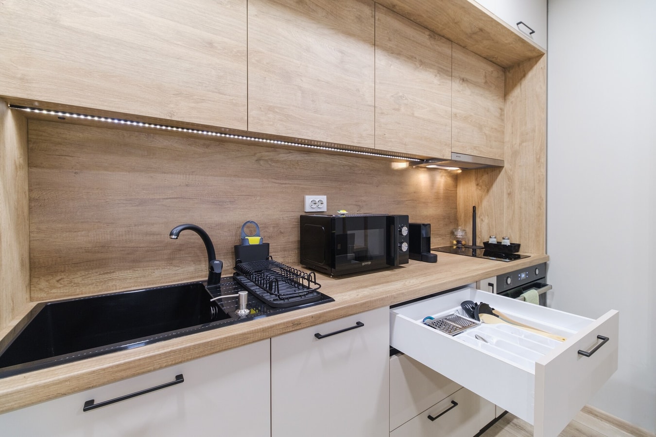LDV 13 Residence 103 Free private parking 14 MT Homes Property Management