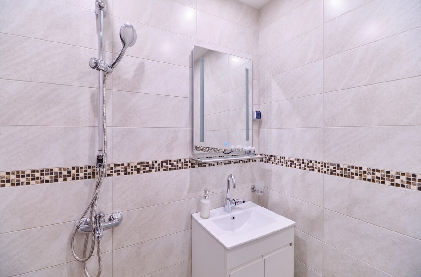 Cozy 1-bed Apartment 12 MT Homes Property Management