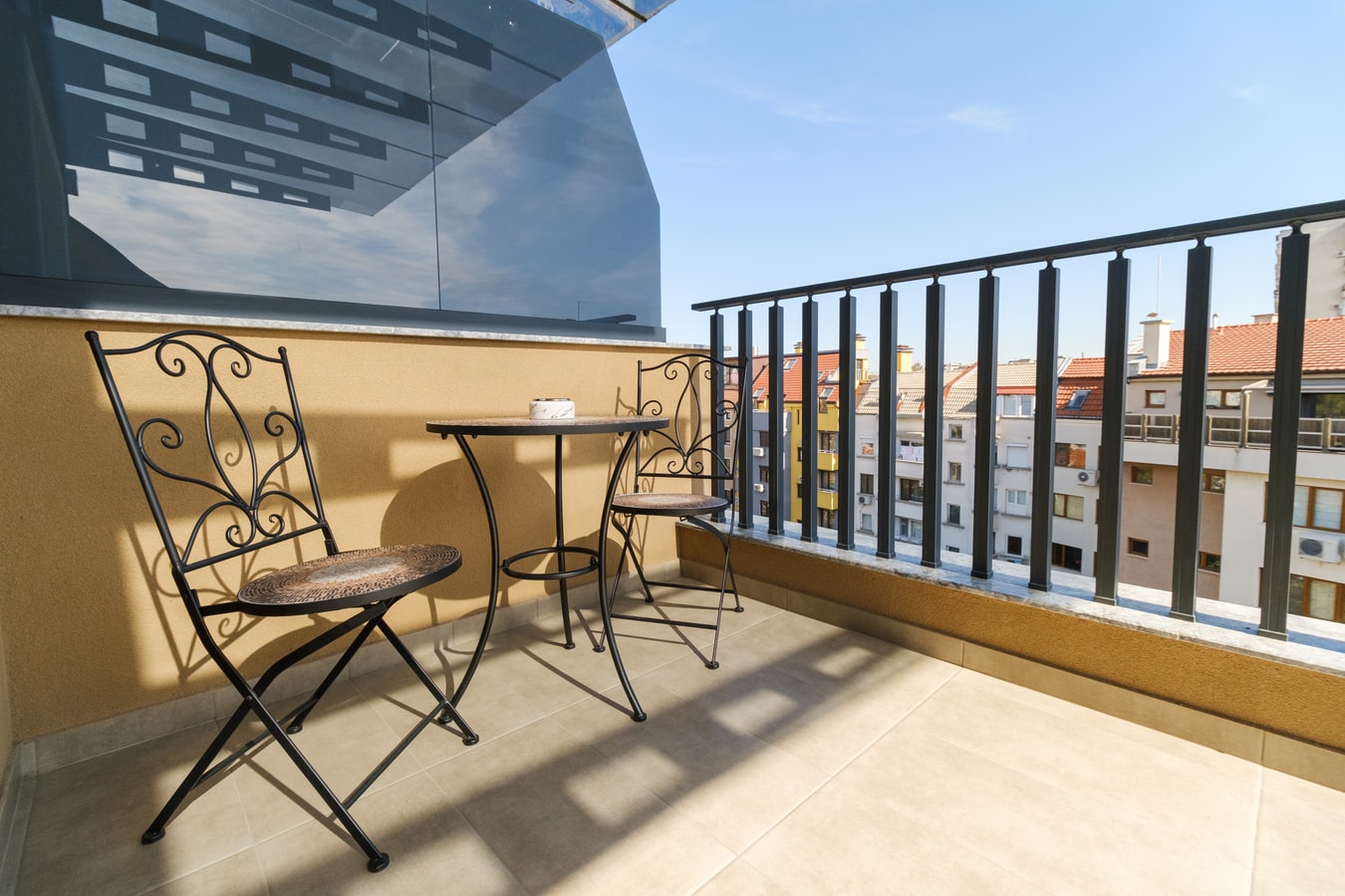 LDV 13 Residence 614 Free private parking 30 MT Homes Property Management