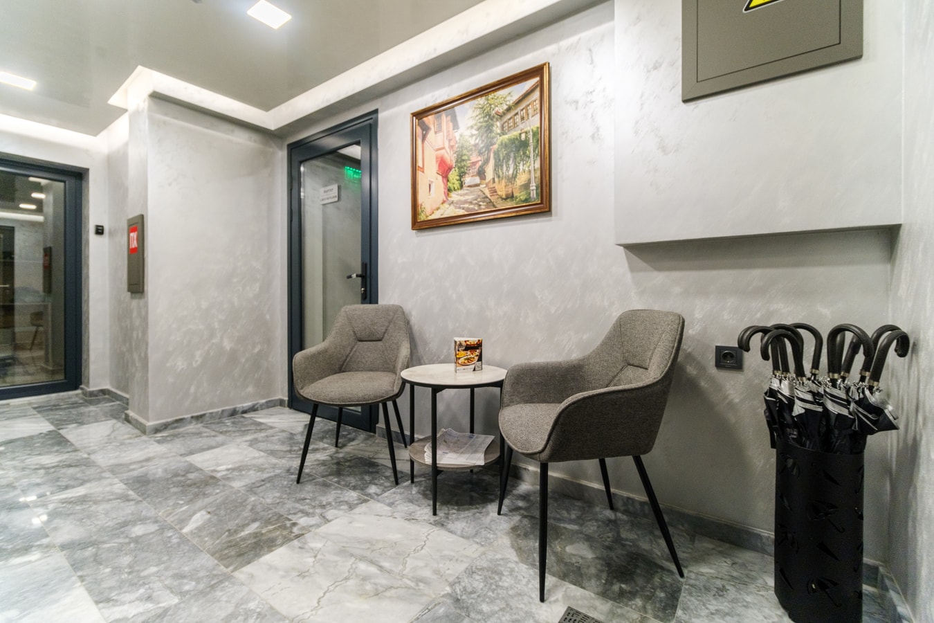 LDV 13 Residence 102 Free private parking 26 MT Homes Property Management