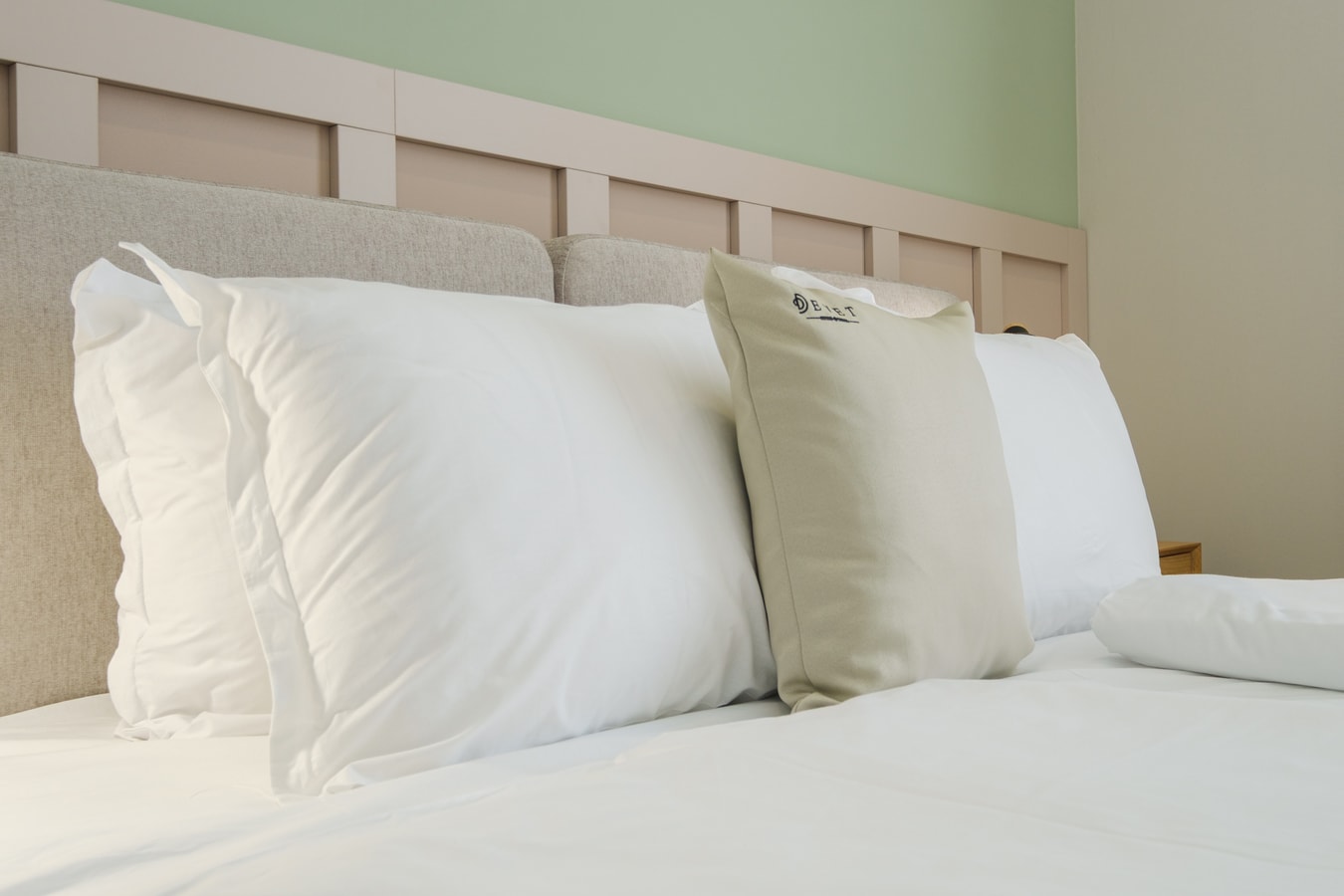 DEVET Boutique Apartments 2-Bedroom Apt.6 26 MT Homes Property Management