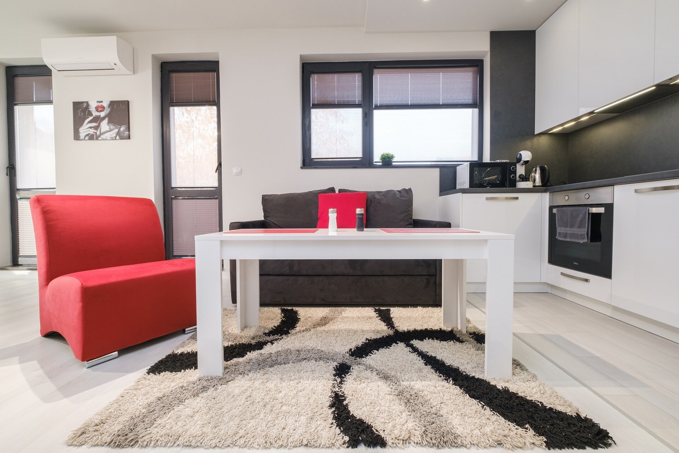 Heart of Plovdiv Studio Apartment Free Parking 8 MT Homes Property Management