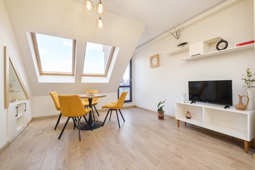 Modern 1-Bed Flat in Plovdiv Free Parking 1 MT Homes Property Management
