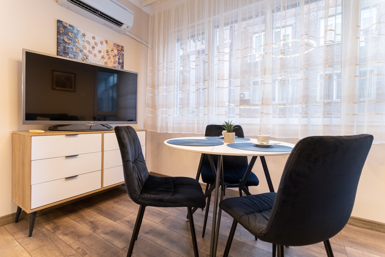 Heart of the City 2-Bedroom Apartment 3 MT Homes Property Management