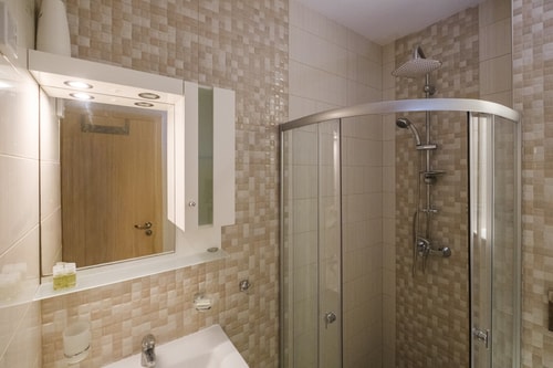 Central 2-Bedroom Apt 25 MT Homes Property Management