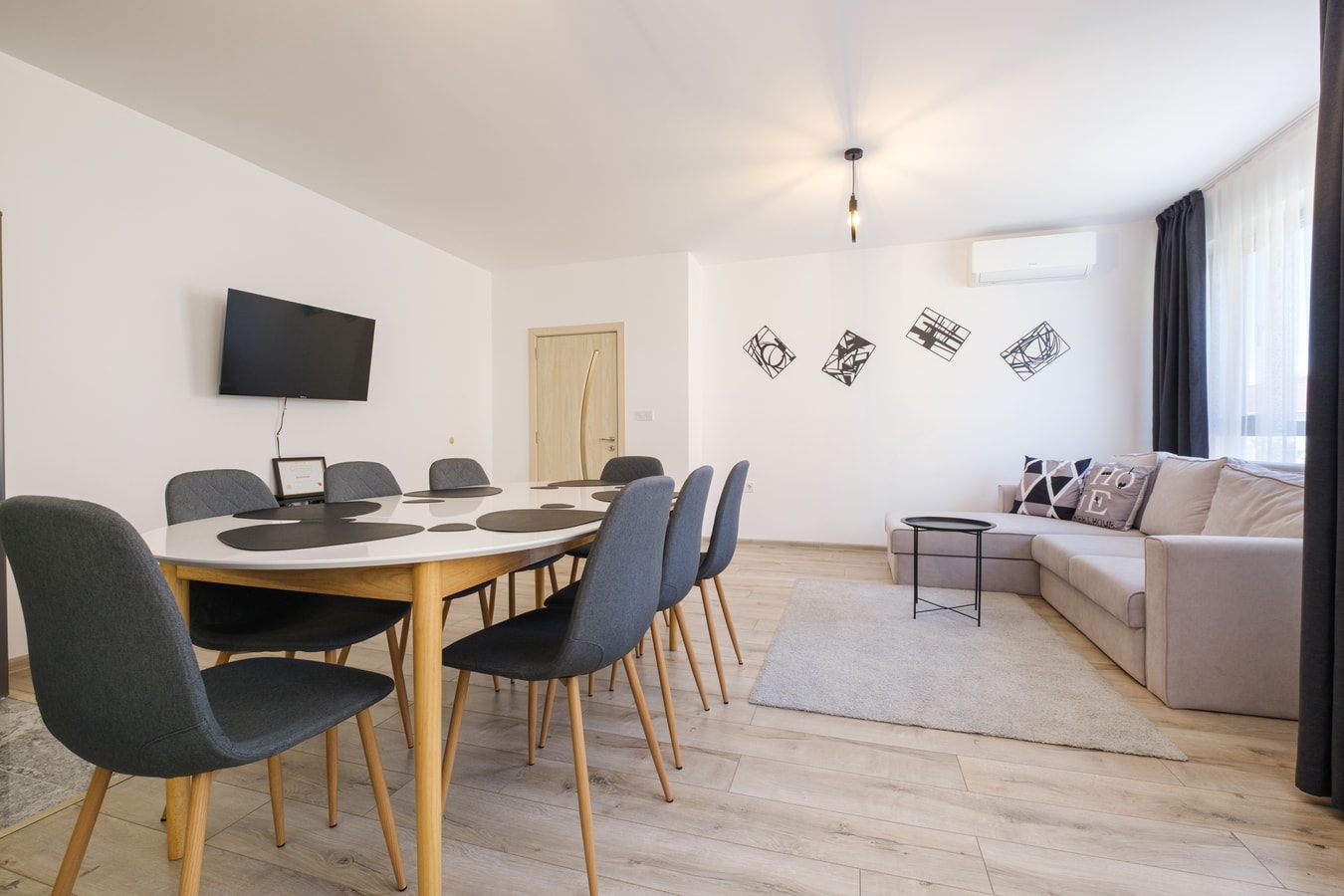 Apartments by the river 08 Free private parking 15 Апартаменти край реката