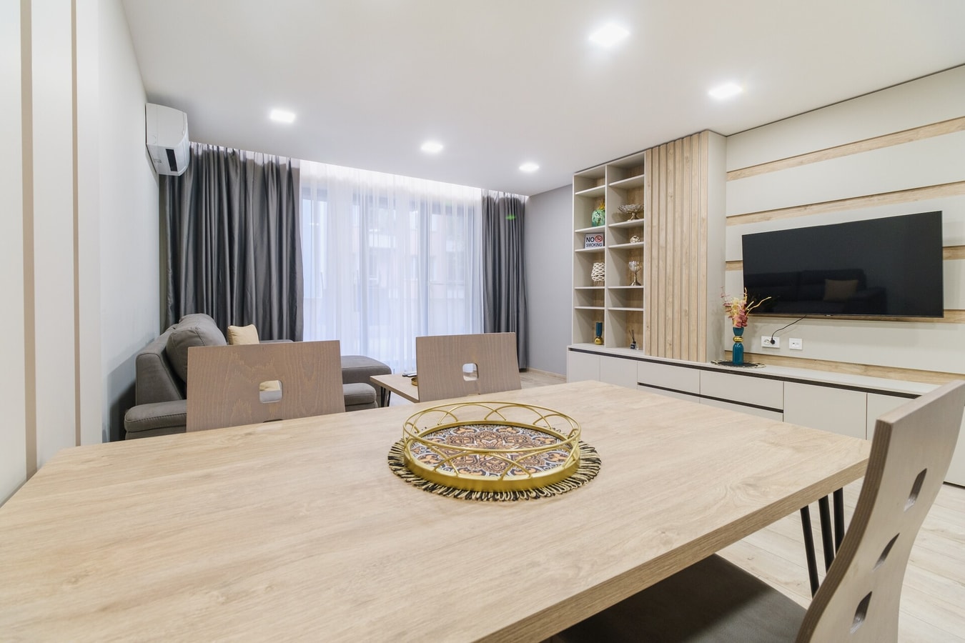 LDV 13 Residence 103 Free private parking 9 MT Homes Property Management