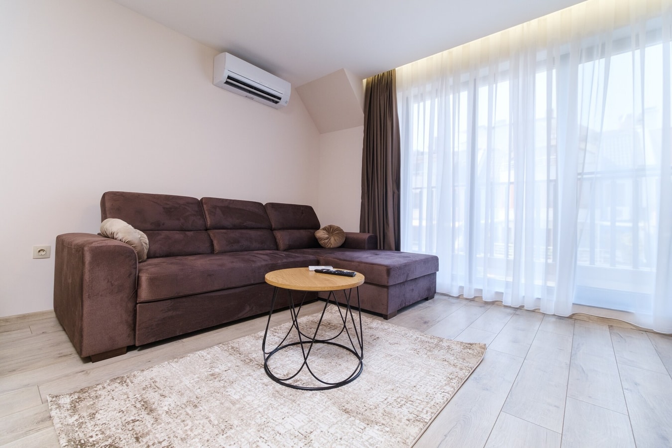 LDV 13 Residence 512 Free private parking 8 MT Homes Property Management